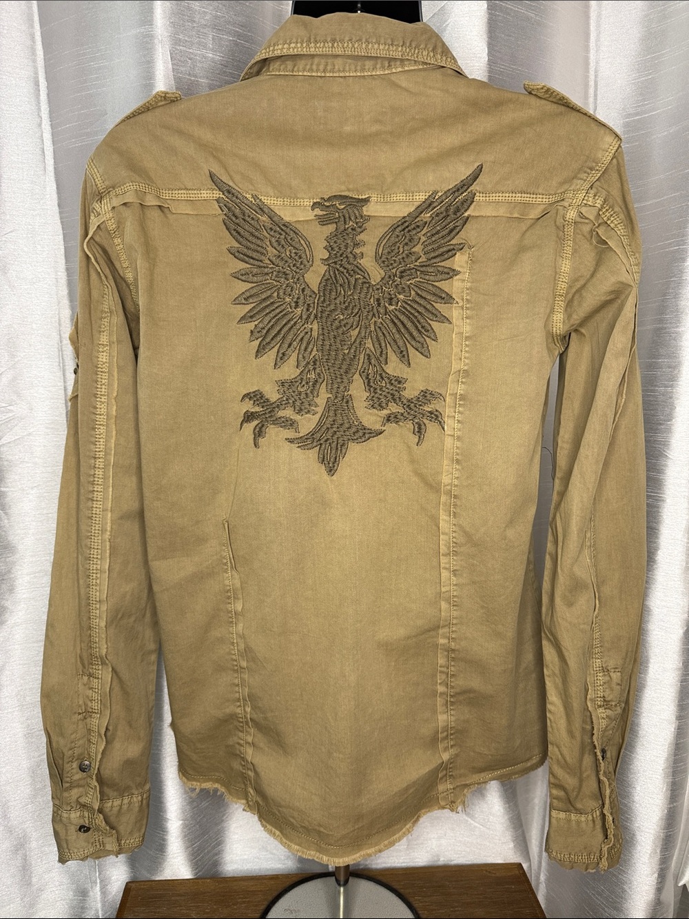 Recess military Style Button Up Shirt Raw Hem Grunge Distressed Beaded Men’s L